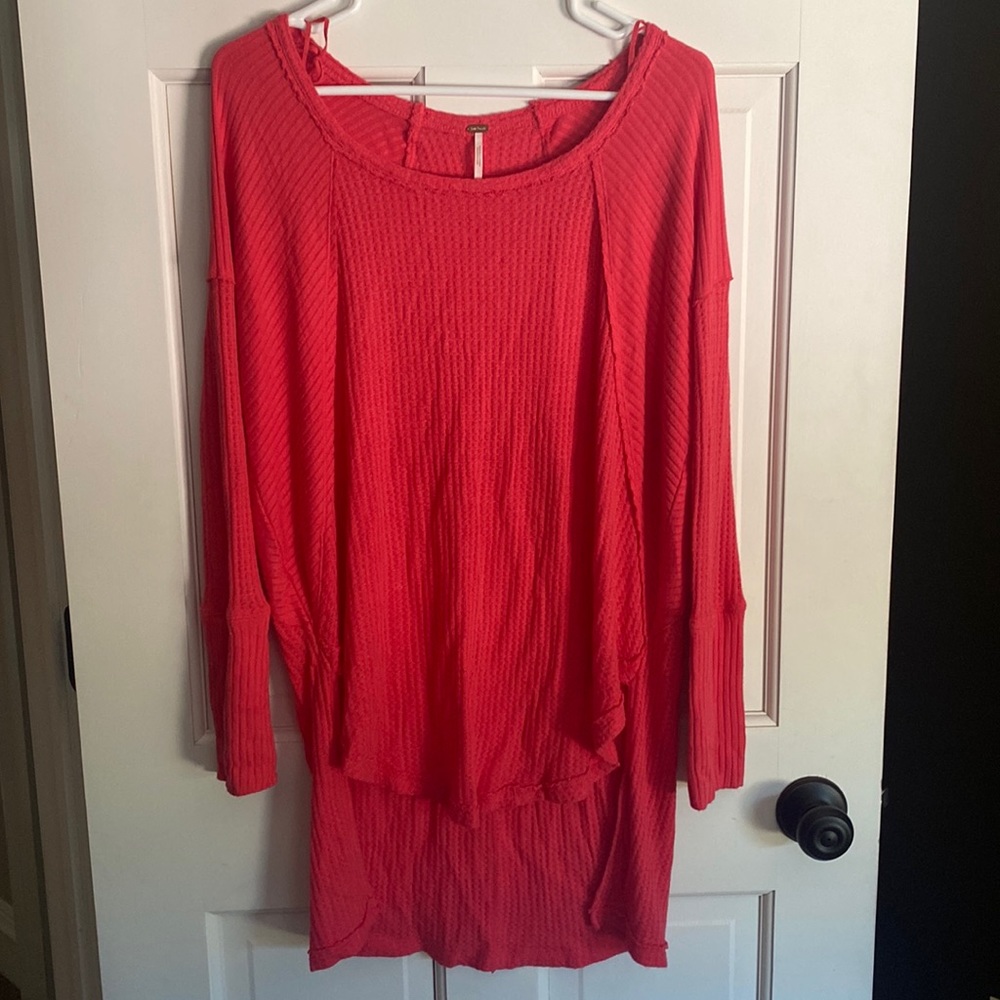 High low coral waffle shirt